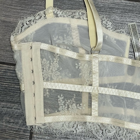 NWT Free People Bra XS S Layer in Lace Bustier Ivory Longline Corset Side Hook - Picture 7 of 12